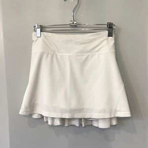 Lululemon white Circuit Breaker Tennis Skirt
